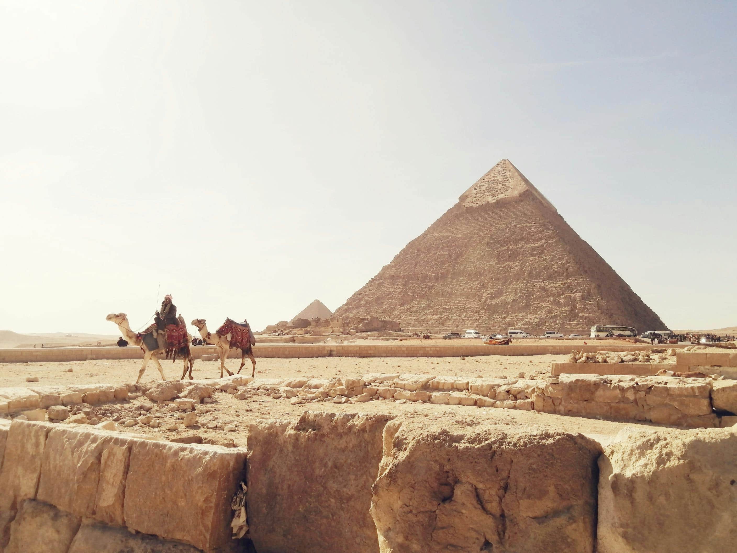 From Cairo: Full-Day Exploration of the Pyramids, Sphinx, Memphis & Sakkara by Private Vehicle